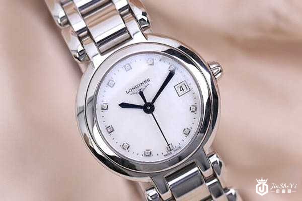 浪琴心月系列流行的表款回收价格如何