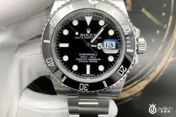 劳力士黑水鬼回收能卖多少钱 超公价不是梦