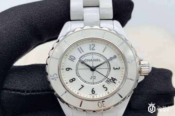 香奈儿j12二手手表回收价格几何