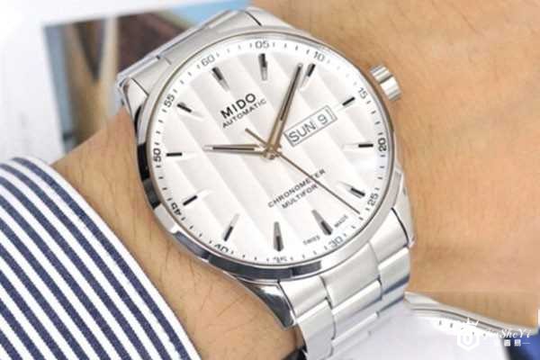 原价10000元的手表回收价格如何  