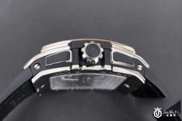 镶钻的旧宇舶名表回收价格多少