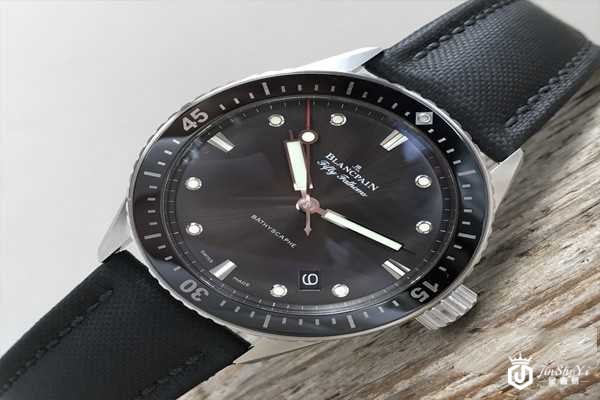 宝珀五十噚回收如何抉择回收地