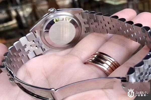 入手价格是98000的劳力士当铺的回收价格如何