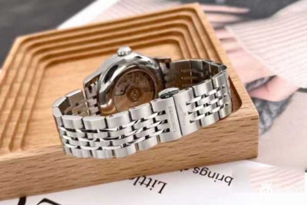 浪琴二手表回收一般能卖几折