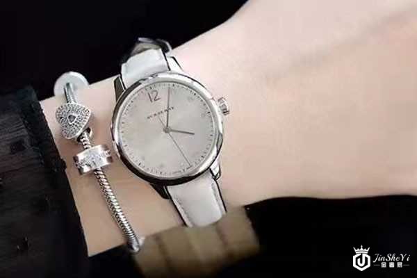 巴宝莉18k白金手表回收价格是多少