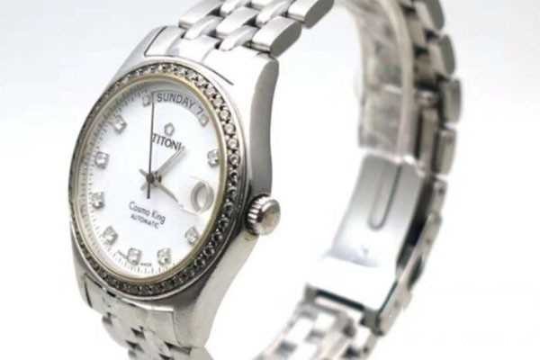 梅花机械表回收多少钱才合理 梅花机械表回收多少钱才合理