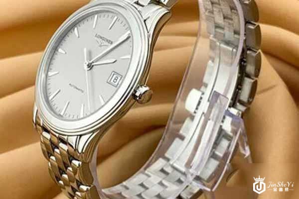 专业回收浪琴手表鉴定估价看哪几点