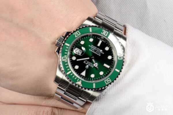 劳力士绿水鬼潜航者回收会超公价多少