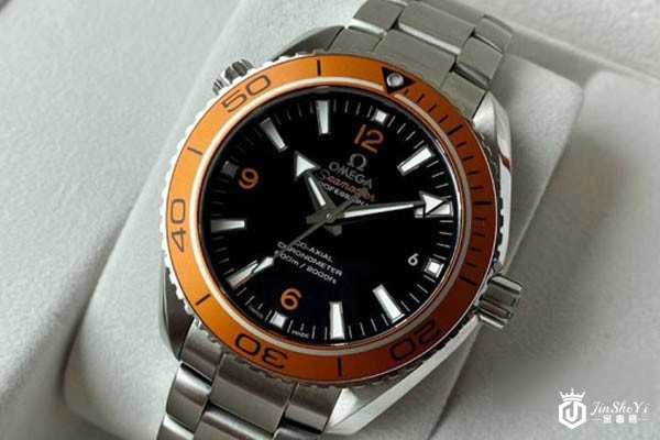 专业平台是怎么评估二手手表回收价值的