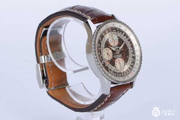 为何百年灵A2133012-Q577二手名表回收价钱不到原价四折？