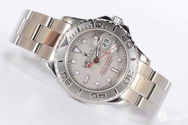 二手名表劳力士回收是凭借什么 让95新169623蓝盘表大放异彩