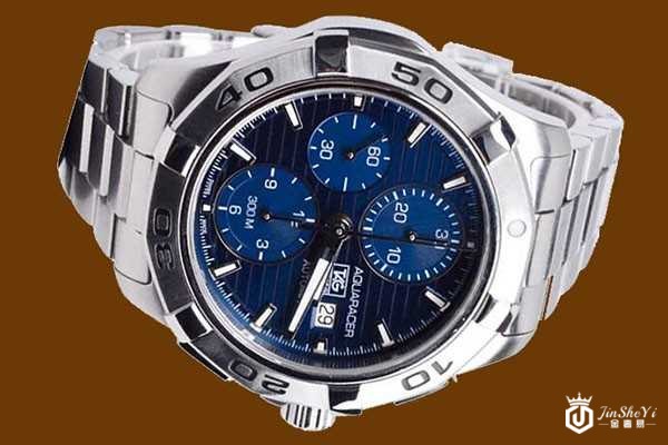 泰格豪雅竞潜系列300米名表，如何让专业回收名表商家更心动