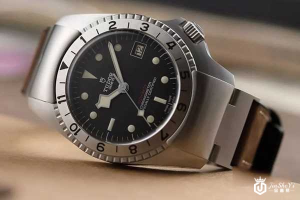 二手名表回收店铺如何判断哪个靠谱