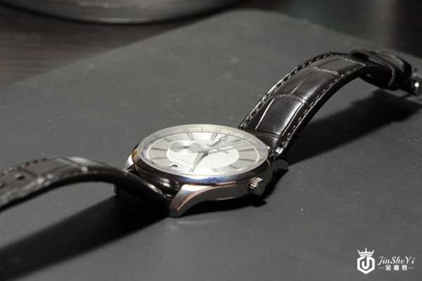 如何选择综合方面俱佳的回收名表公司