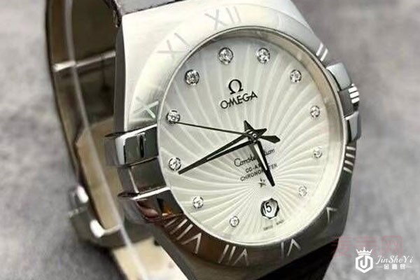 如何选择欧米茄手表回收店铺