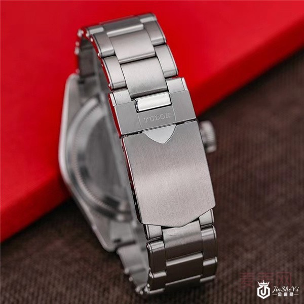 如何快速选择一家帝舵表回收店 如何快速选择一家帝舵表回收店