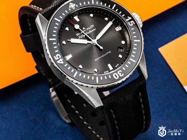 售卖腕表的宝珀专卖店回收手表吗？