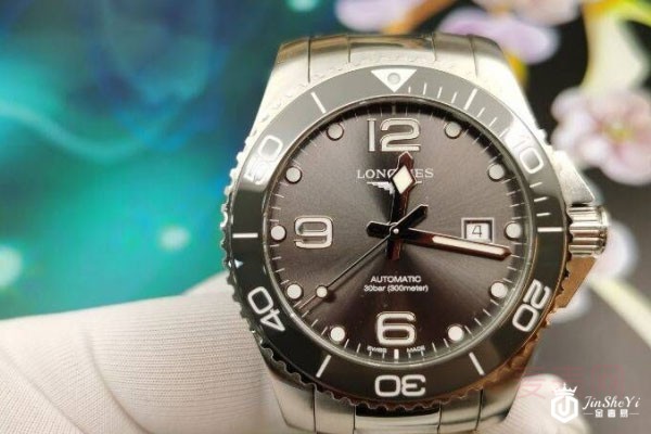 网上哪里回收二手手表 几折回收