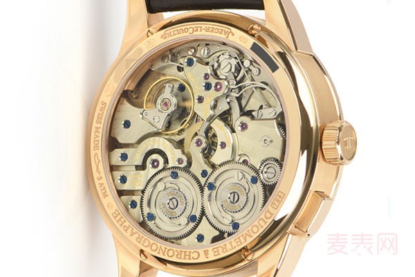 在哪里卖二手积家手表回收价格会更可观 