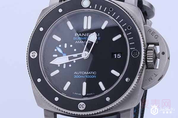 专业的回收名表实体店收费吗