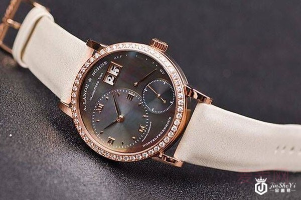 线上旧名牌手表回收机构推荐