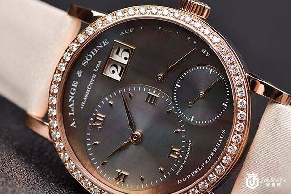 线上旧名牌手表回收机构推荐