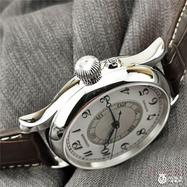 网上哪里回收手表可以放心交易？