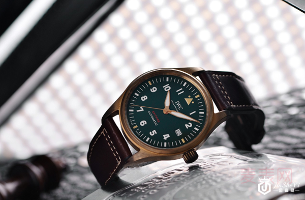 二手万国全新喷火战机飞行员系列手表图