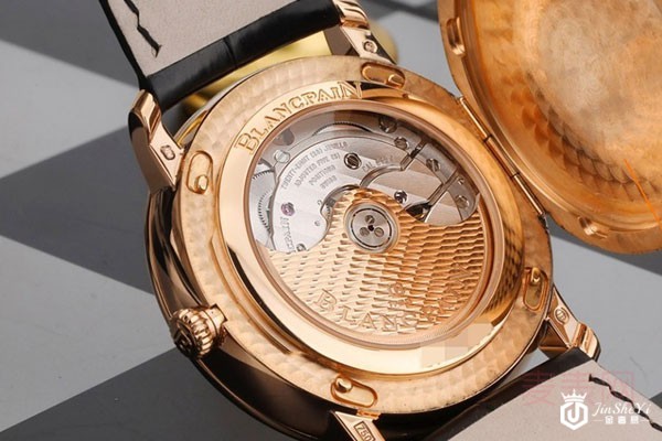  哪里回收宝珀手表提供极速上门服务