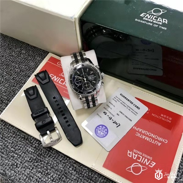 银色表带的英纳格手表店回收手表吗？