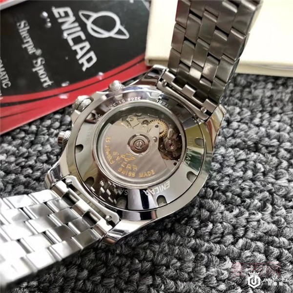 银色表带的英纳格手表店回收手表吗？