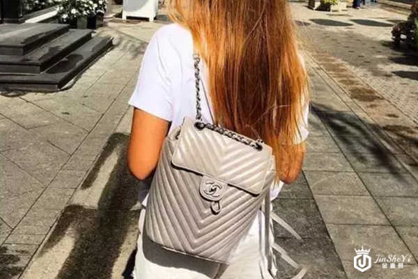 香奈儿双肩包的回收价格 香奈儿双肩包的回收价格