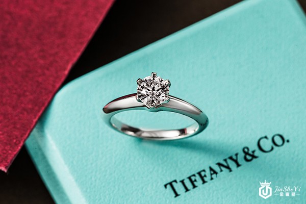 蒂芙尼的钻石