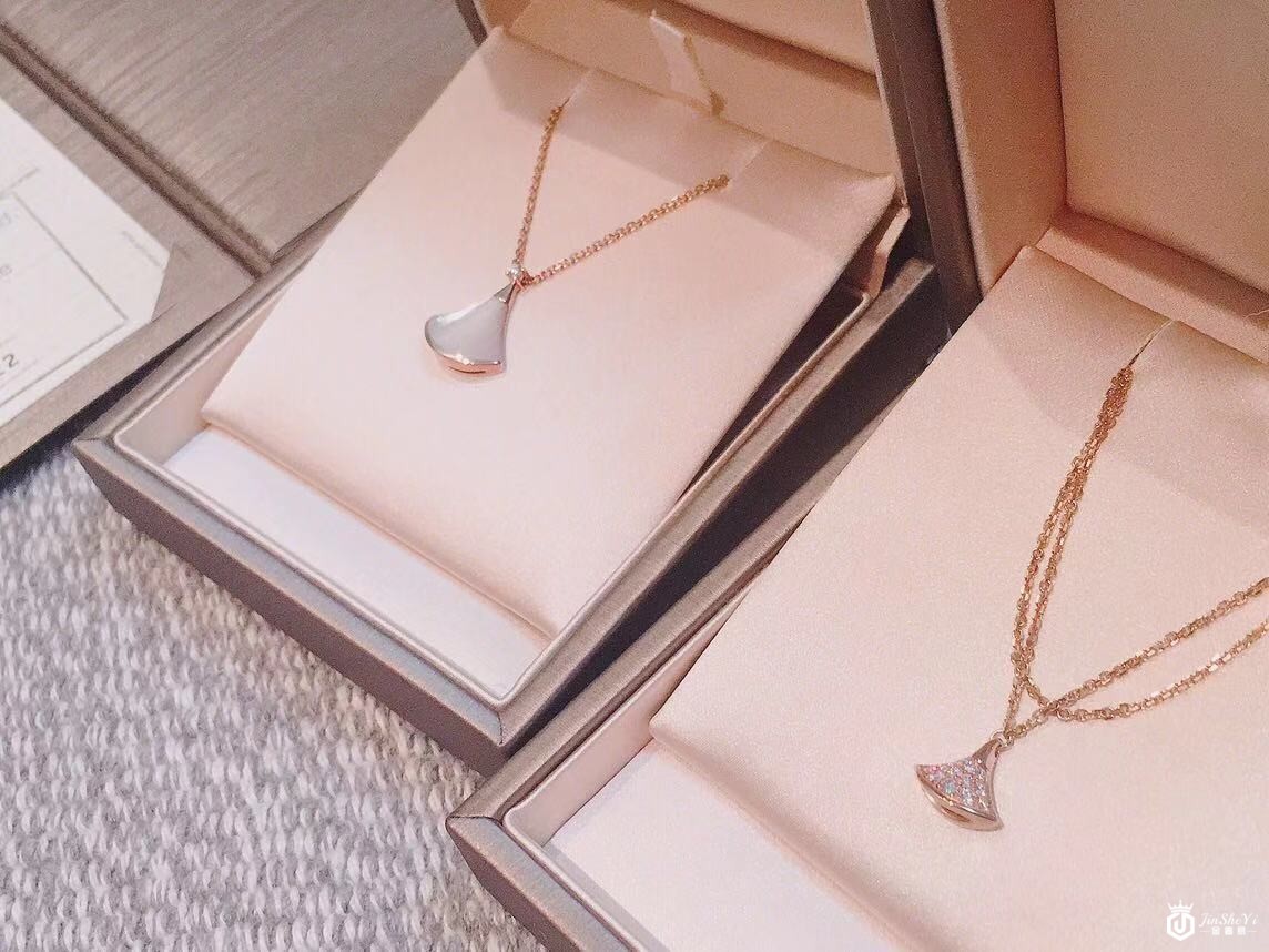 BVLGARI宝格丽扇子项链回收价高么?哪里有回收