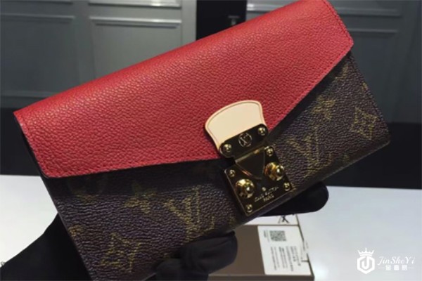 1571812101902922.jpg LV女士钱夹回收