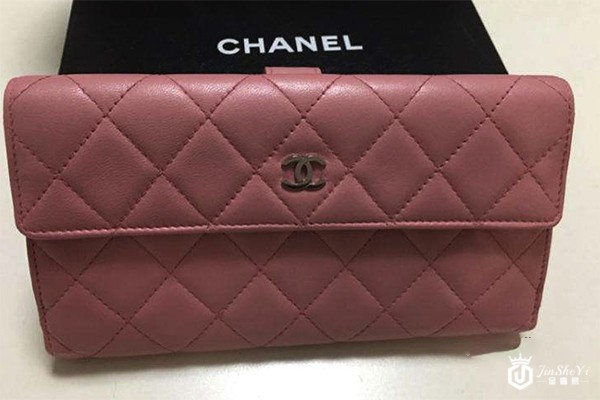 1586247645994302.jpg 香奈儿名包回收