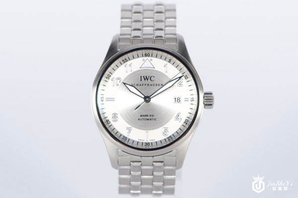 万国IW325505飞行员系列腕表外观展示