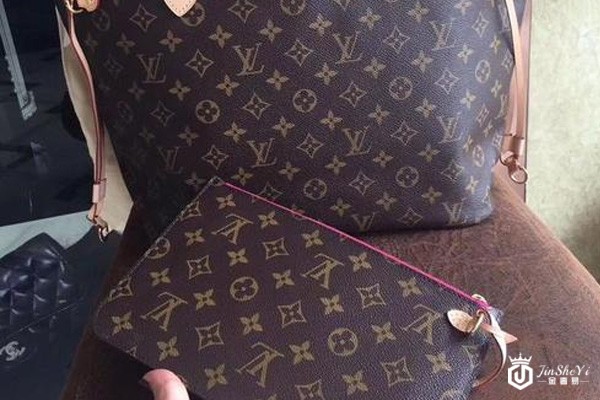 二手LV哪几款经典包包回收价格非常高