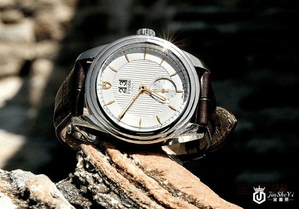 哪里回收二手手表帝舵1926系列？这里哪里都不如“它”