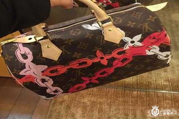 LV限量款的包包是否保值