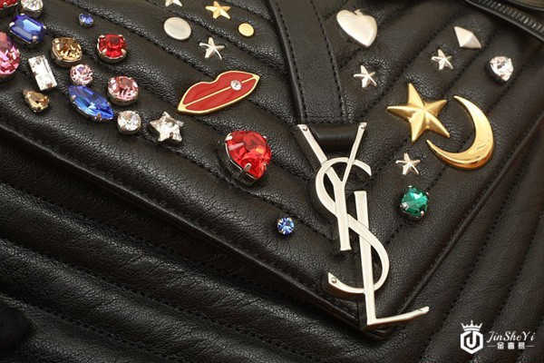 圣罗兰邮差包细节图