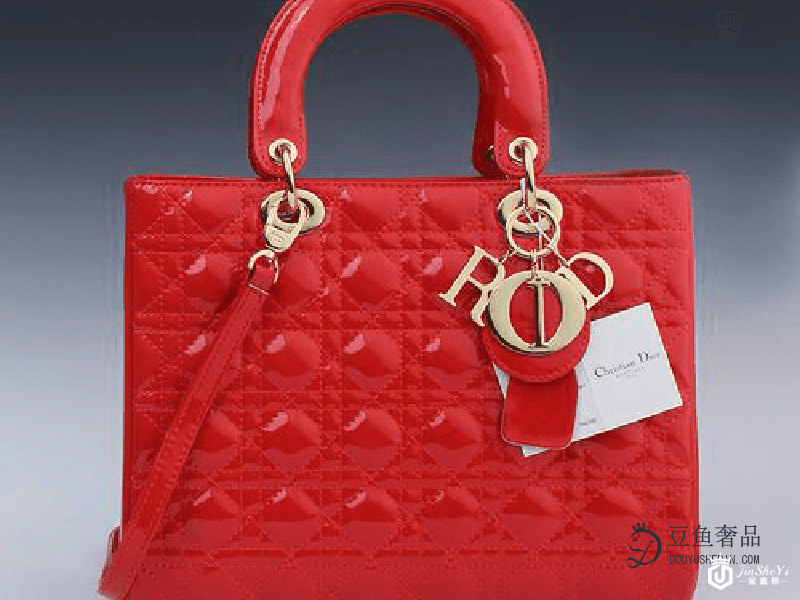 哪里有迪奥包包的回收,回收价钱是多少?