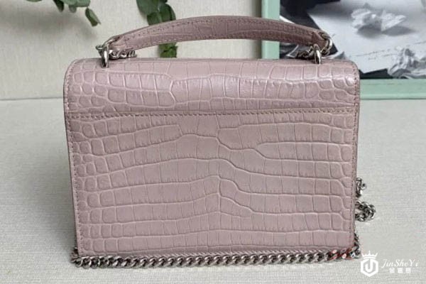 圣罗兰粉色鳄鱼皮单肩包背面实拍 圣罗兰粉色鳄鱼皮单肩包背面实拍