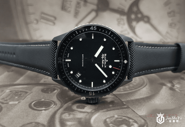 回收名手表宝珀五十噚系列有无人要?弄潮复古你说呢? 回收名手表宝珀五十噚系列有无人要?弄潮复古你说呢?