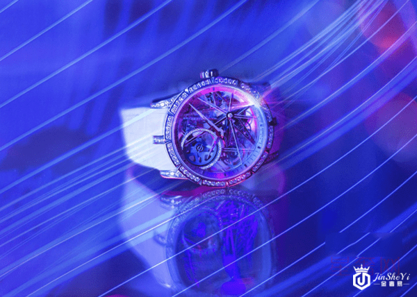 二手罗杰杜彼Excalibur Blacklight星际镂空手表图