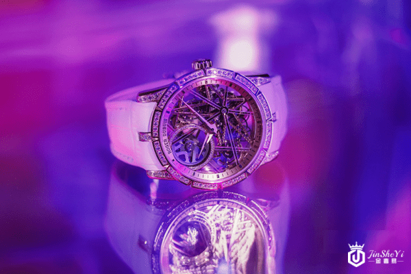 二手罗杰杜彼Excalibur Blacklight星际镂空手表图