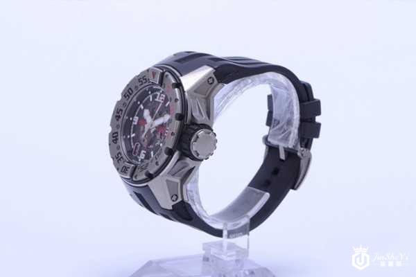 理查德米尔男士系列RM 028 DIVER<i></i>'S WATCH腕表