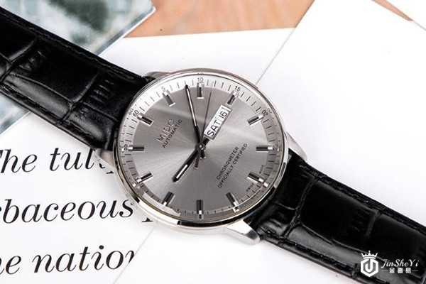 二手美度指挥官系列手表图片