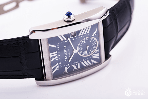卡地亚山度士手表