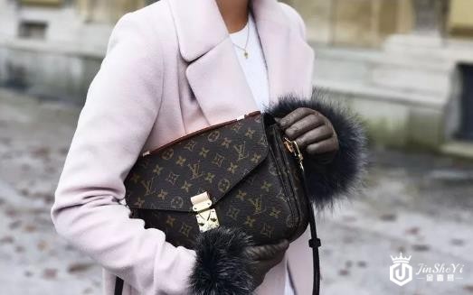 lv水桶包二手卖多少钱